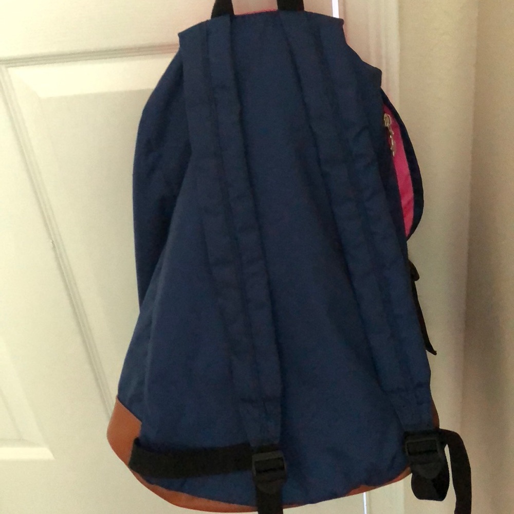 Backpack - Picture 2 of 3